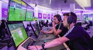 2025 赛季：底特律老虎队王牌斯库巴尔凭借统治级表现，全票当选美联赛扬奖